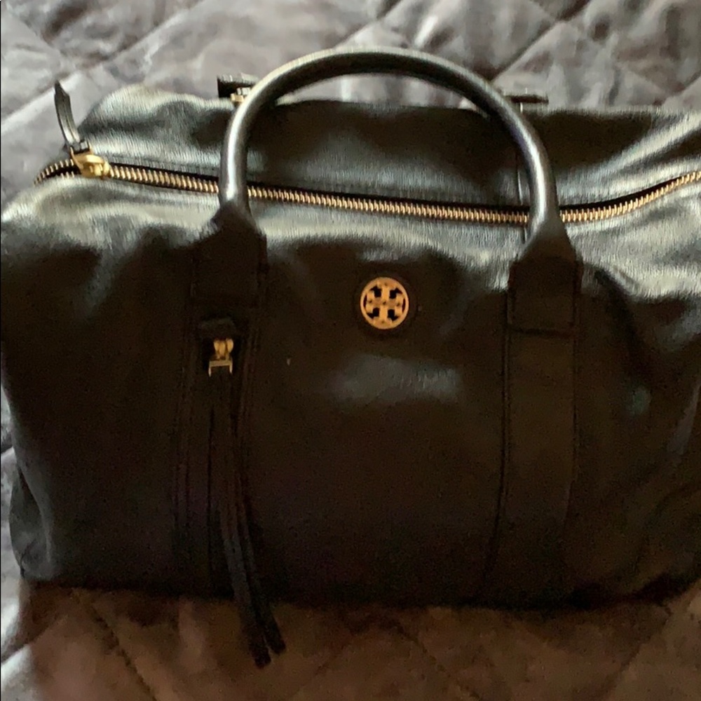 Authentic Tory Burch Leather Tote handbag